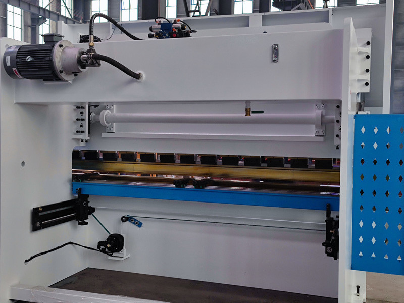 125T3200MM CNC Hydraulic Bending Machine With 7 Inches Touch Screen Interface