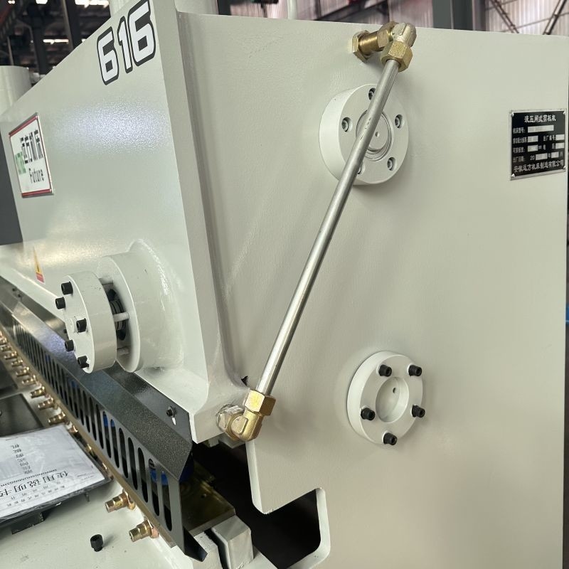 Hydraulic CNC Guillotine Shearing Machine High Power QC11K 6×1600 6mm 5 Feet