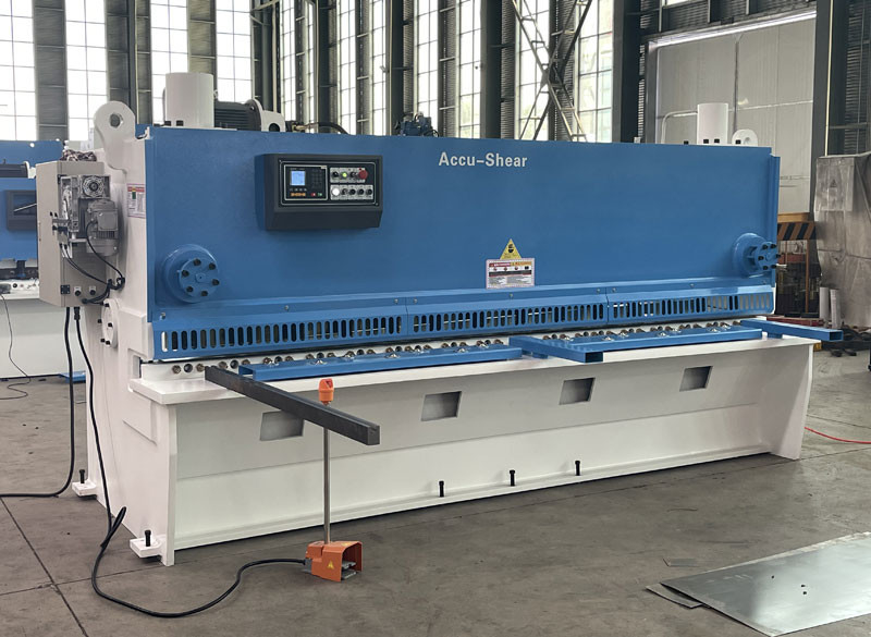 3200mm Guillotine Cutter 6mm Hydraulic Guillotine Shearing Machine With Pneumatic Support Rack