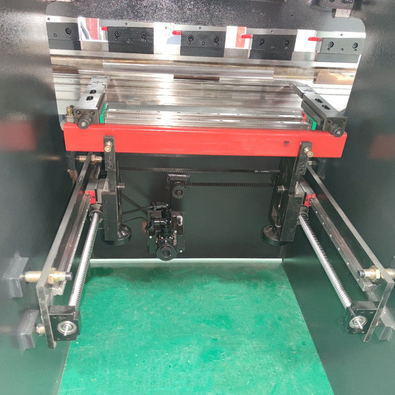 30t Industrial Hydraulic Press Machine 1600mm CNC Plate SS MS  Bending Machine