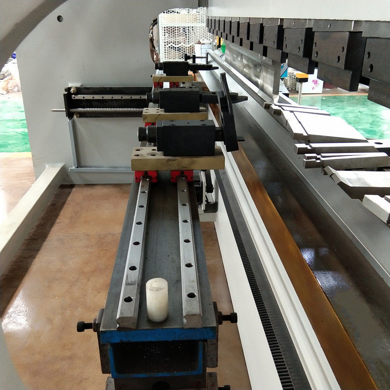 630KN 2500mm Hydraulic Press Brakes CNC Plate Folding Machine With DA41S Controller