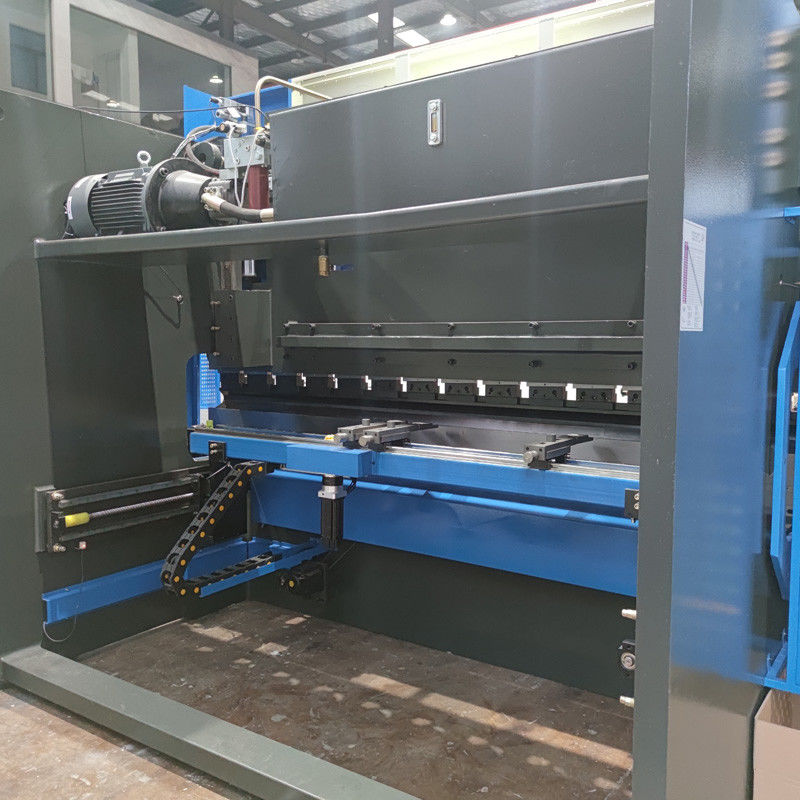 330mm 1600kn Hydraulic CNC Press Brake DA58T Industrial Pipe Bending Machine