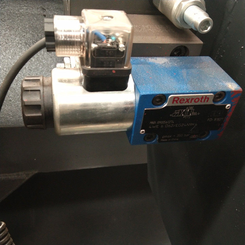 E21S Controller Hydraulic Shearing Machine Manual Blade Gap Adjustment Adjustable Shearing Angle 6mm