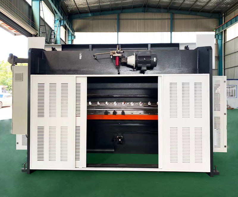 125 Ton Hydraulic Press Brakes CNC