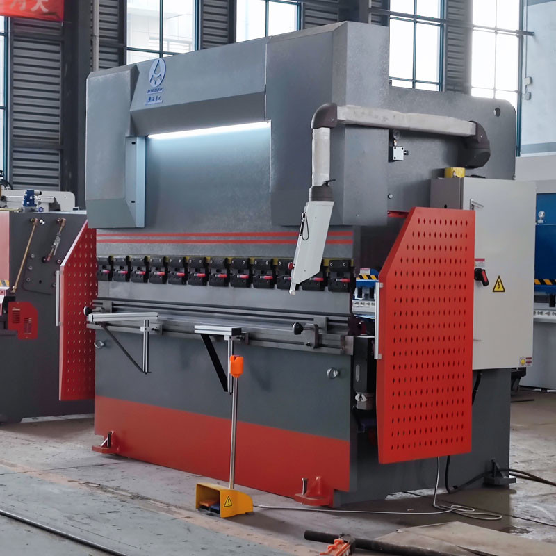 125T2500MM Press Brakes Machine TP10S Hydraulic For Air Conditioner